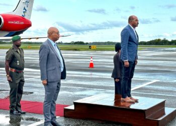 LIAT 2020 makes inaugural flight to Guyana: Prime Minister Gaston Browne among the passengers