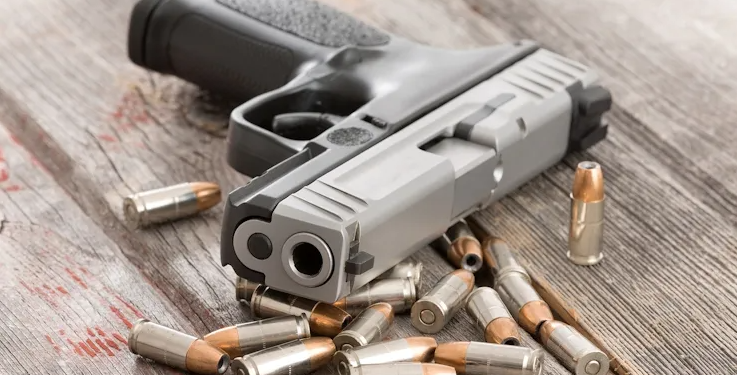 One man pleads guilty to possession of ammunition, girlfriend walks free