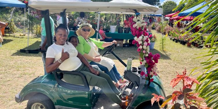 The Horticultural society to participate in a London flower show