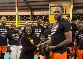 Flyers complete double and win third successive D-1 playoff title