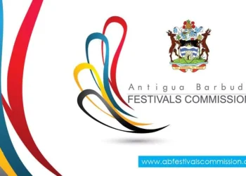 Electrical concerns bring premature end to Carnival Parade