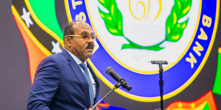 PM Browne chides local banks for consistent ‘poor service’