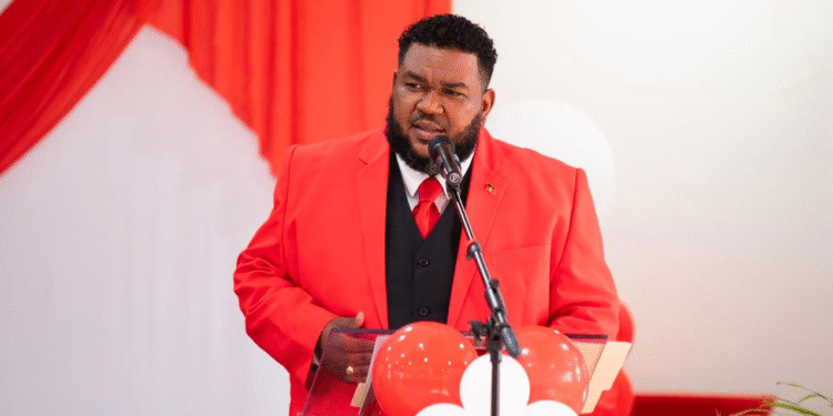 AT&LU retains current executive