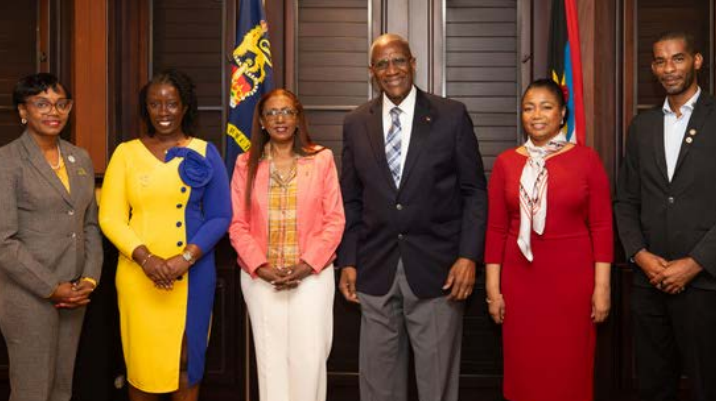 Rotary District Governor pays Courtesy Call to Governor General and Lady Williams