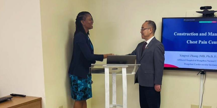 Hangzhou Normal University Professor delivers lecture at SLBMC on the construction and management of chest pain centres