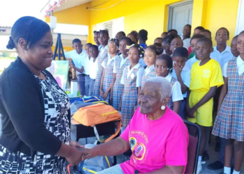 Former teacher, humanitarian and community leader, Genevieve Smith, has passed