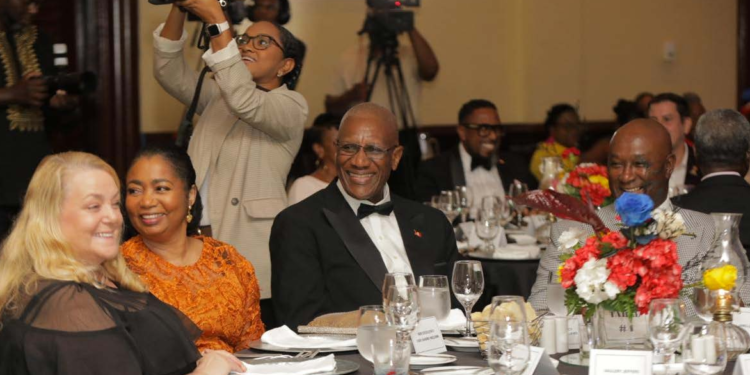 Tourism industry toasts top travel advisors in ‘black-tie’ affair